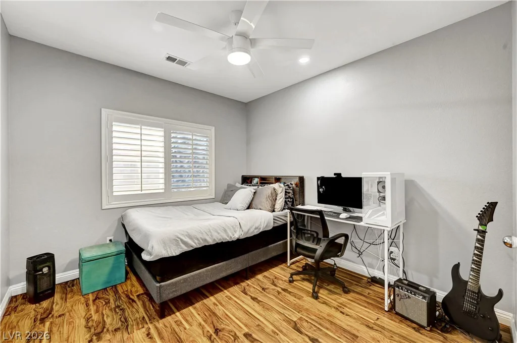 1737 Balsam Mist, Las Vegas, NV 89183