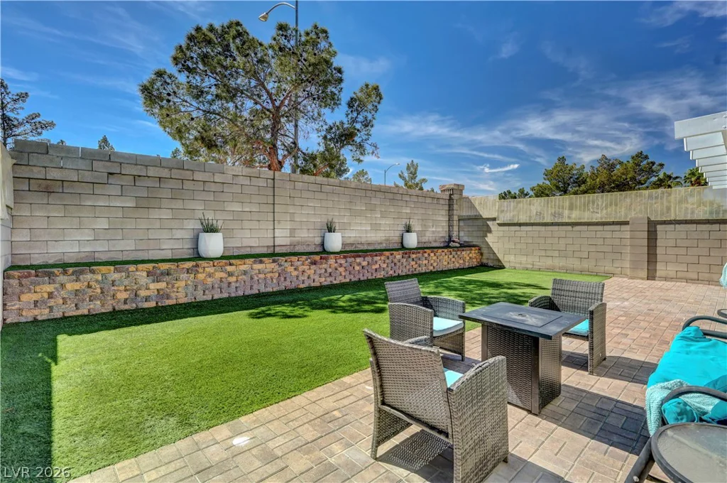 1737 Balsam Mist, Las Vegas, NV 89183