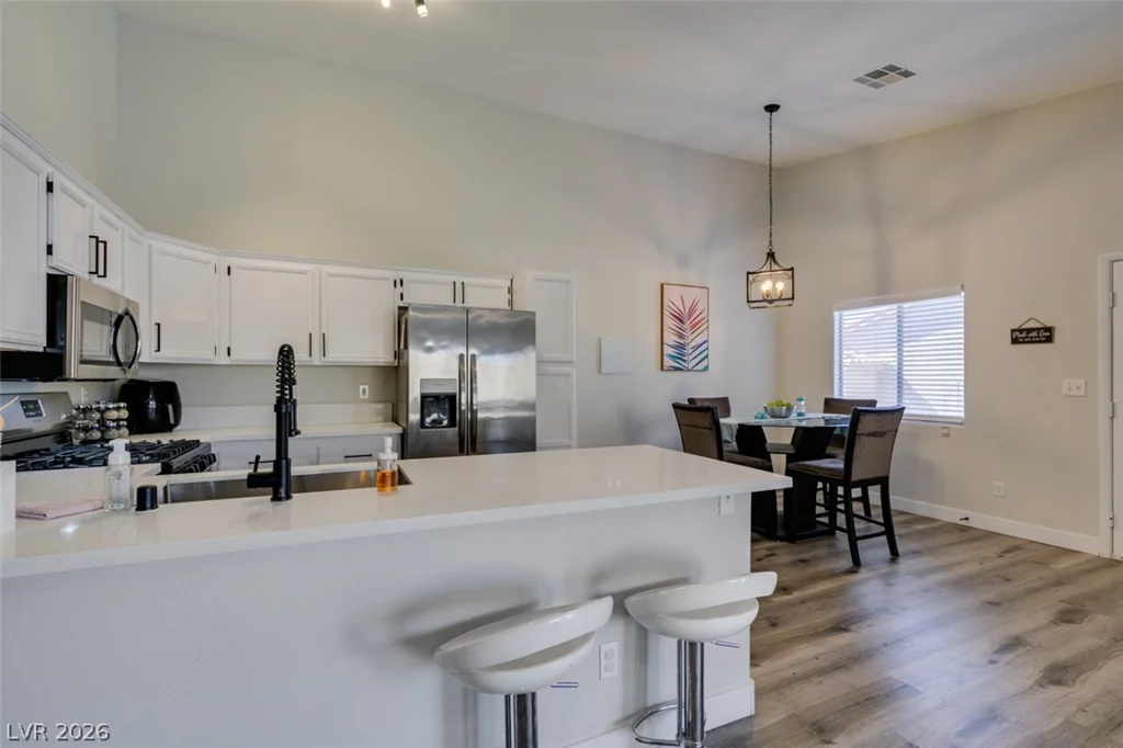 2110 Los Feliz, Las Vegas, NV 89156