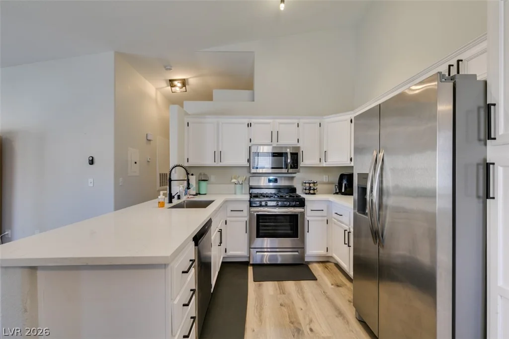 2110 Los Feliz, Las Vegas, NV 89156
