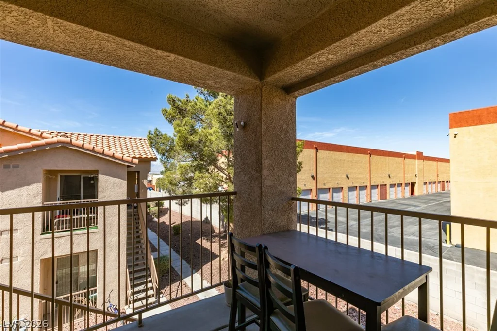 2110 Los Feliz, Las Vegas, NV 89156