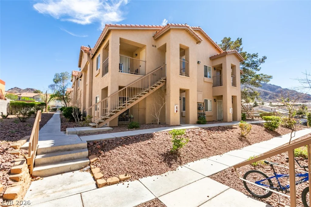 2110 Los Feliz, Las Vegas, NV 89156