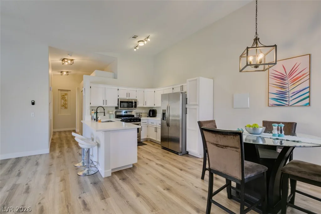 2110 Los Feliz, Las Vegas, NV 89156