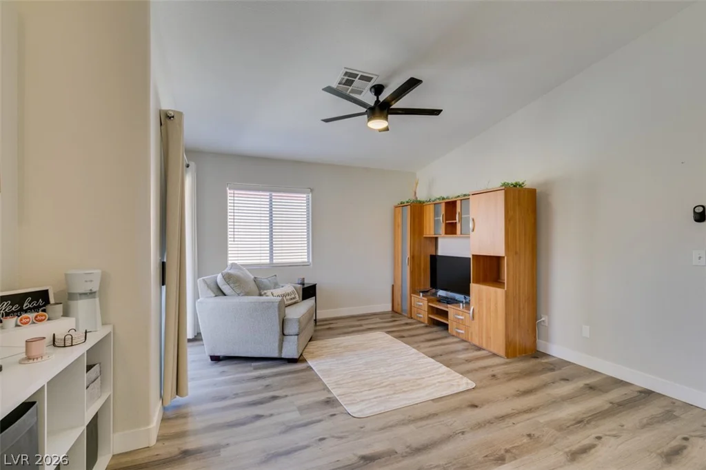 2110 Los Feliz, Las Vegas, NV 89156