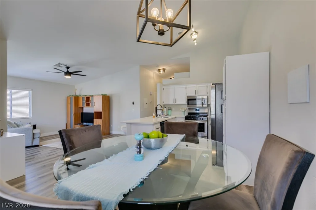 2110 Los Feliz, Las Vegas, NV 89156