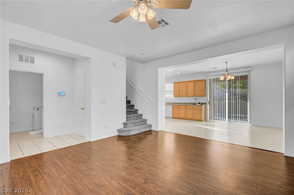 8803 Salvestrin Point, Las Vegas, NV 89148