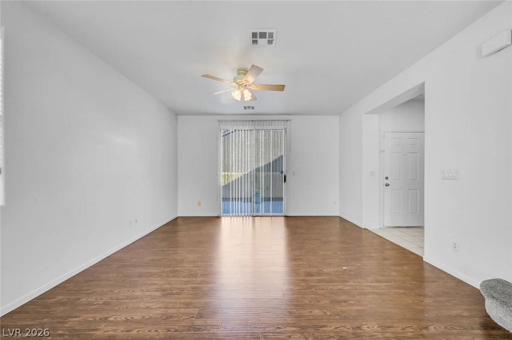 8803 Salvestrin Point, Las Vegas, NV 89148