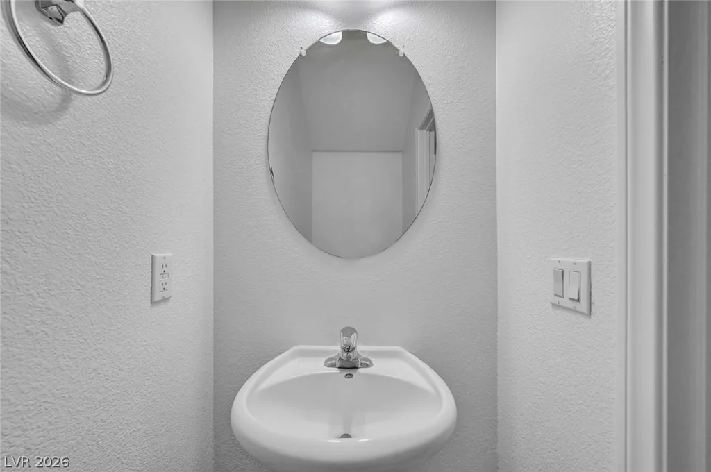 8803 Salvestrin Point, Las Vegas, NV 89148
