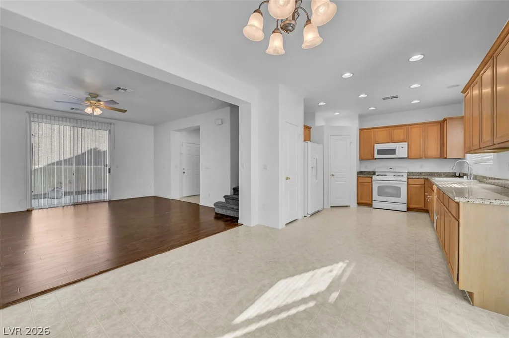 8803 Salvestrin Point, Las Vegas, NV 89148