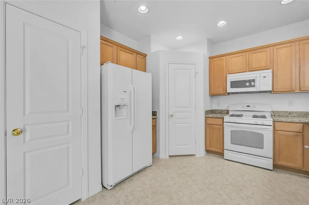 8803 Salvestrin Point, Las Vegas, NV 89148