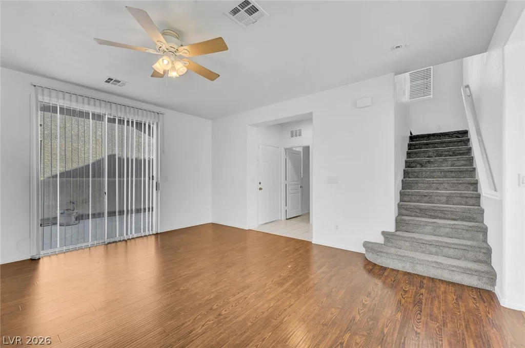 8803 Salvestrin Point, Las Vegas, NV 89148