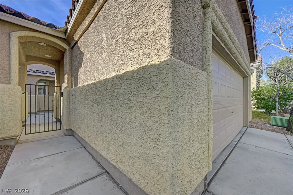 8803 Salvestrin Point, Las Vegas, NV 89148