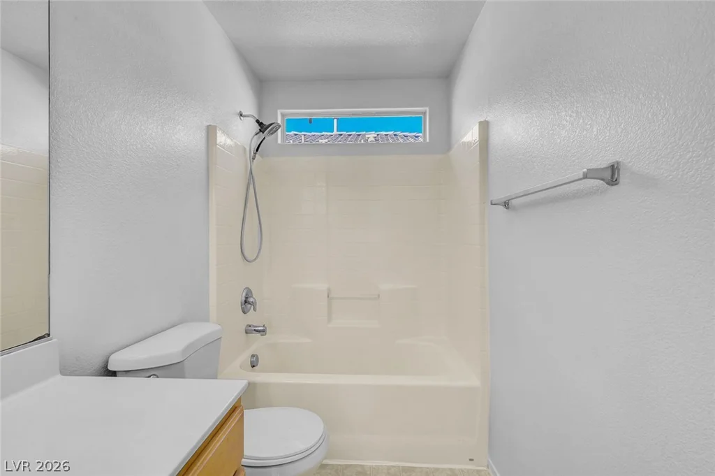 8803 Salvestrin Point, Las Vegas, NV 89148
