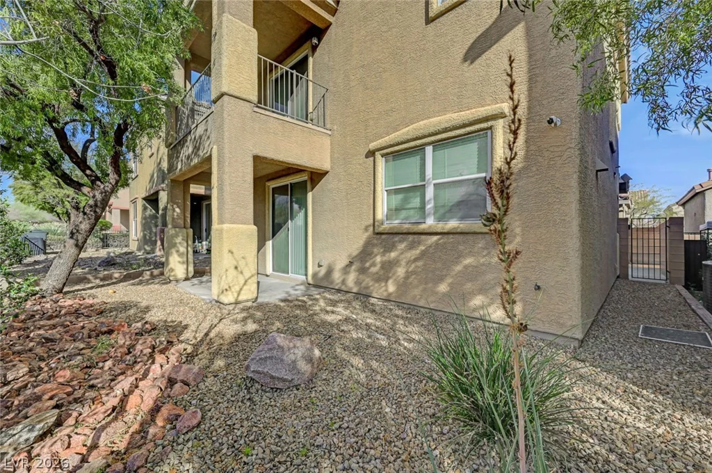 8803 Salvestrin Point, Las Vegas, NV 89148