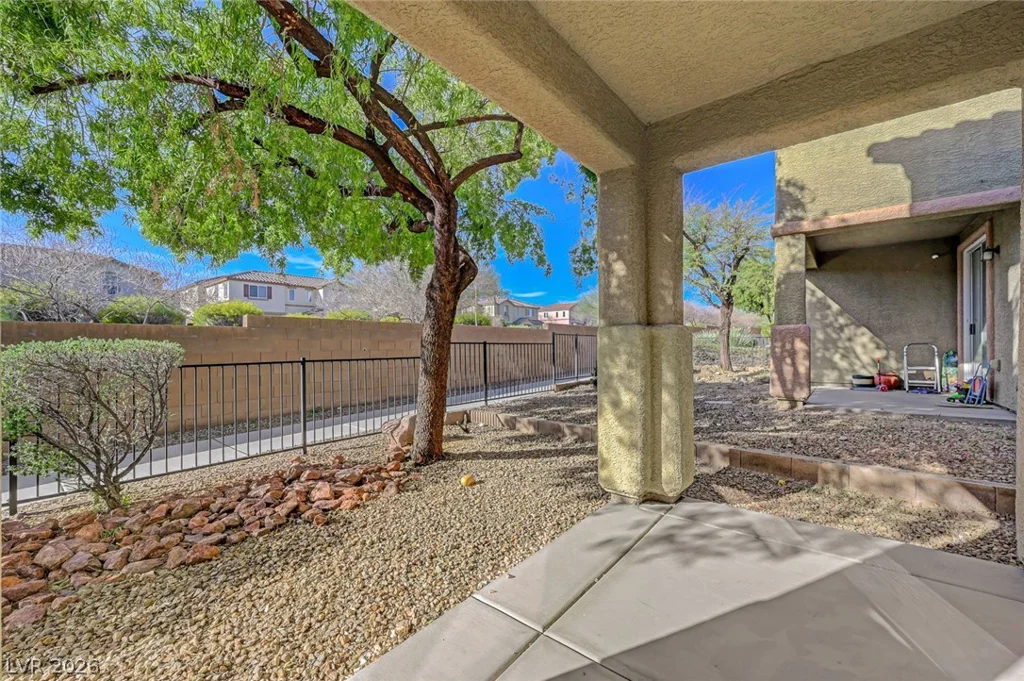8803 Salvestrin Point, Las Vegas, NV 89148
