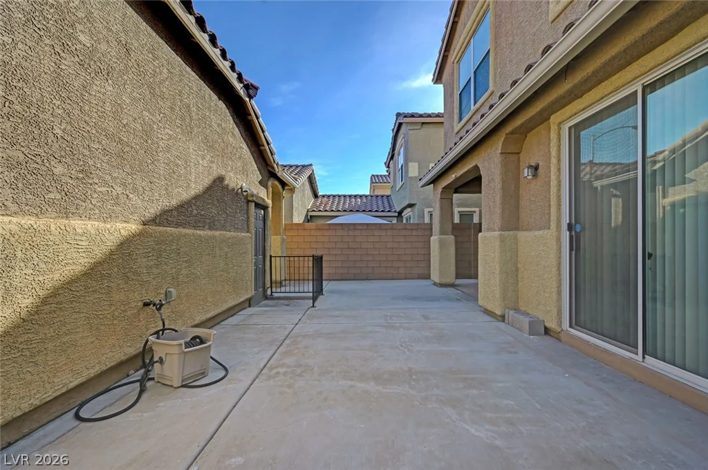 8803 Salvestrin Point, Las Vegas, NV 89148