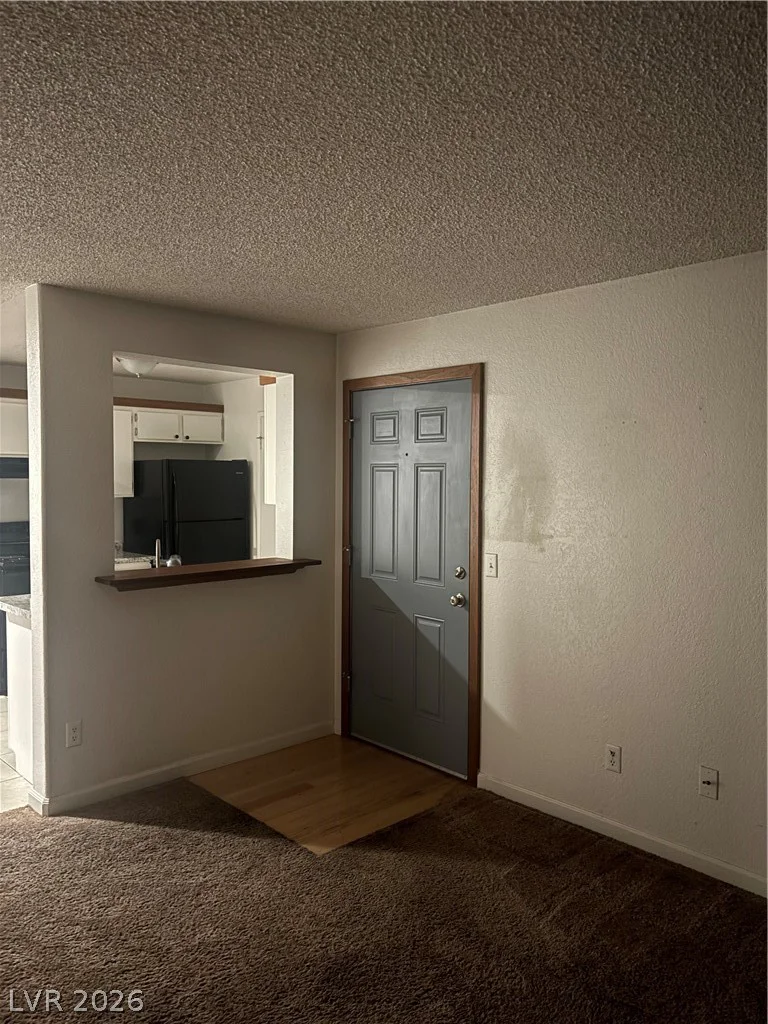 220 Mission Newport, Las Vegas, NV 89107