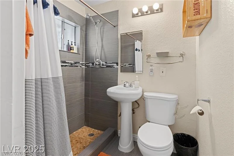 1012 Jessica, Las Vegas, NV 89104