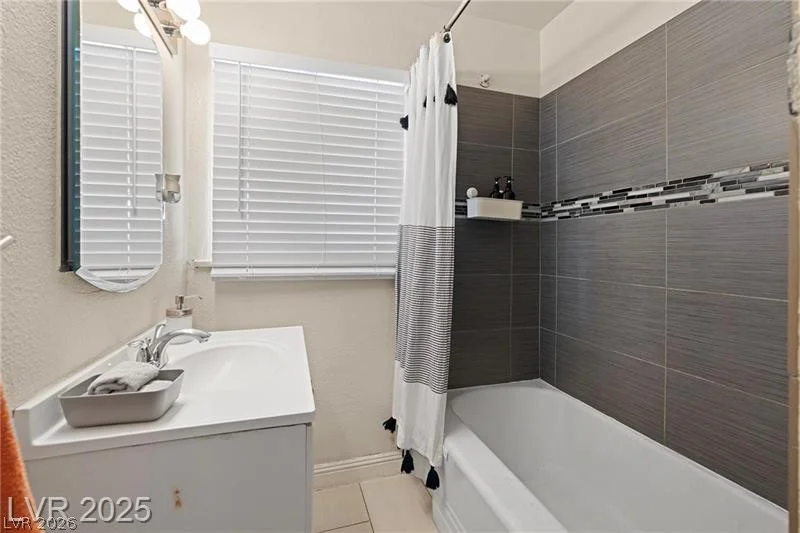 1012 Jessica, Las Vegas, NV 89104