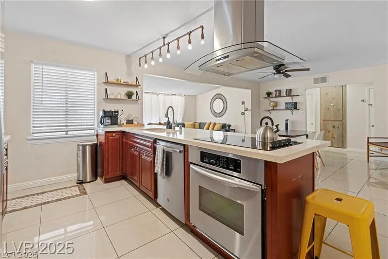 1012 Jessica, Las Vegas, NV 89104
