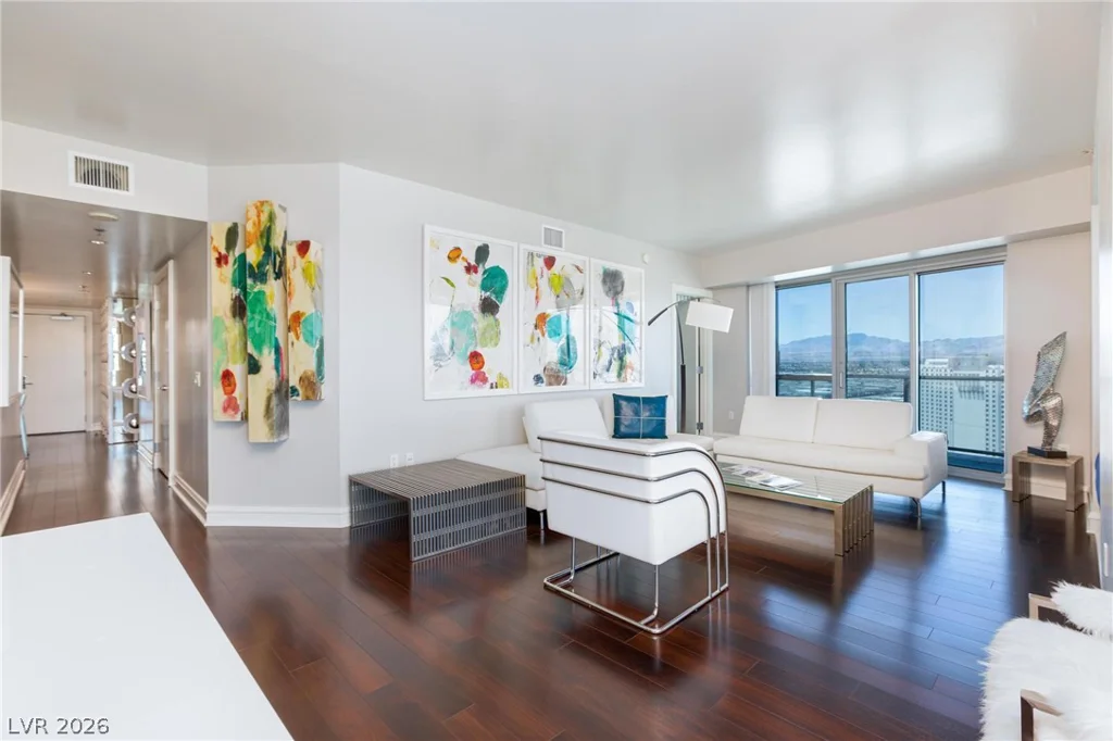 2700 Las Vegas, Las Vegas, NV 89109