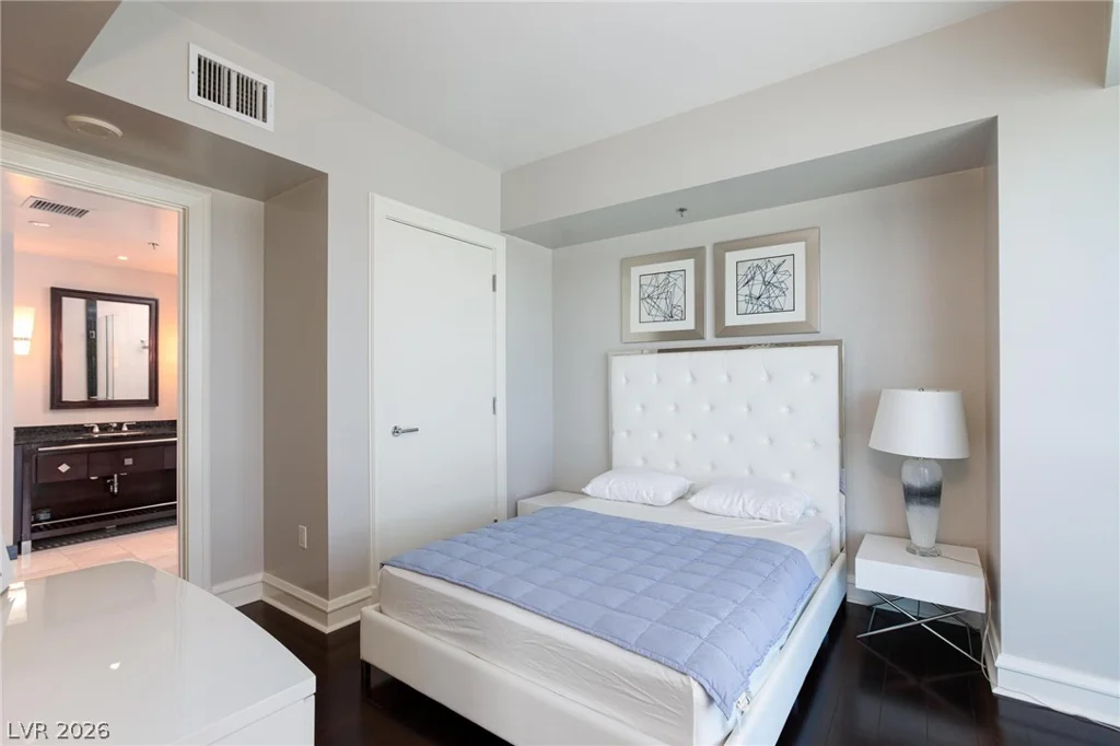 2700 Las Vegas, Las Vegas, NV 89109