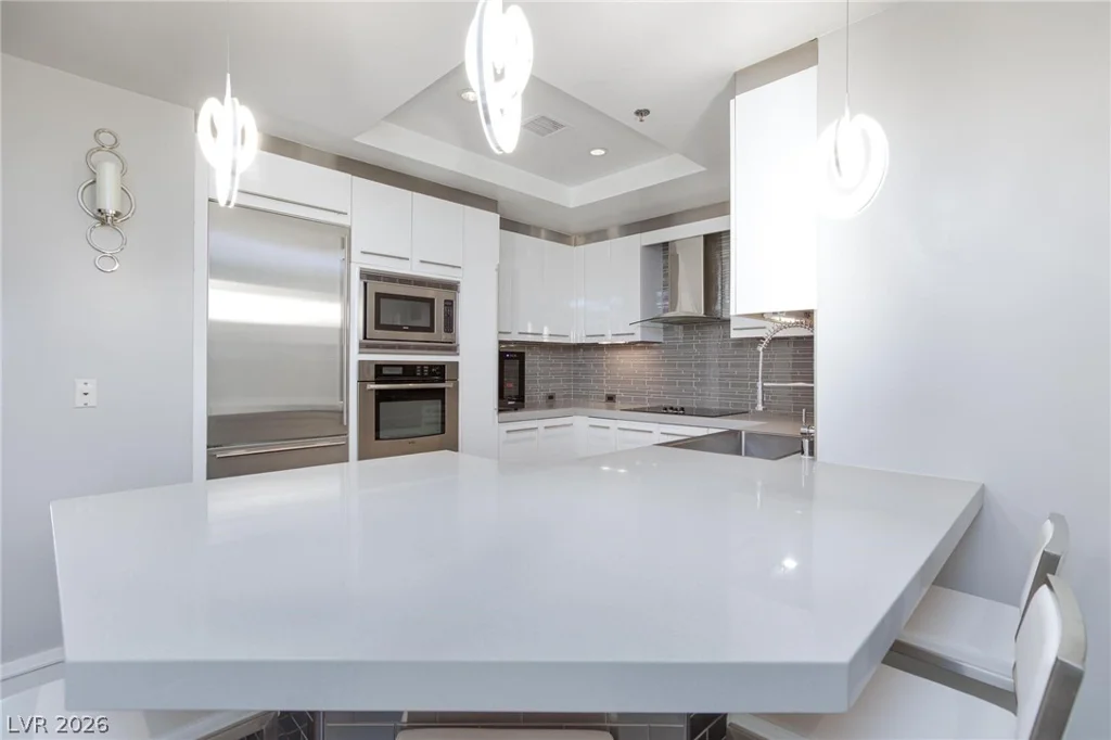 2700 Las Vegas, Las Vegas, NV 89109