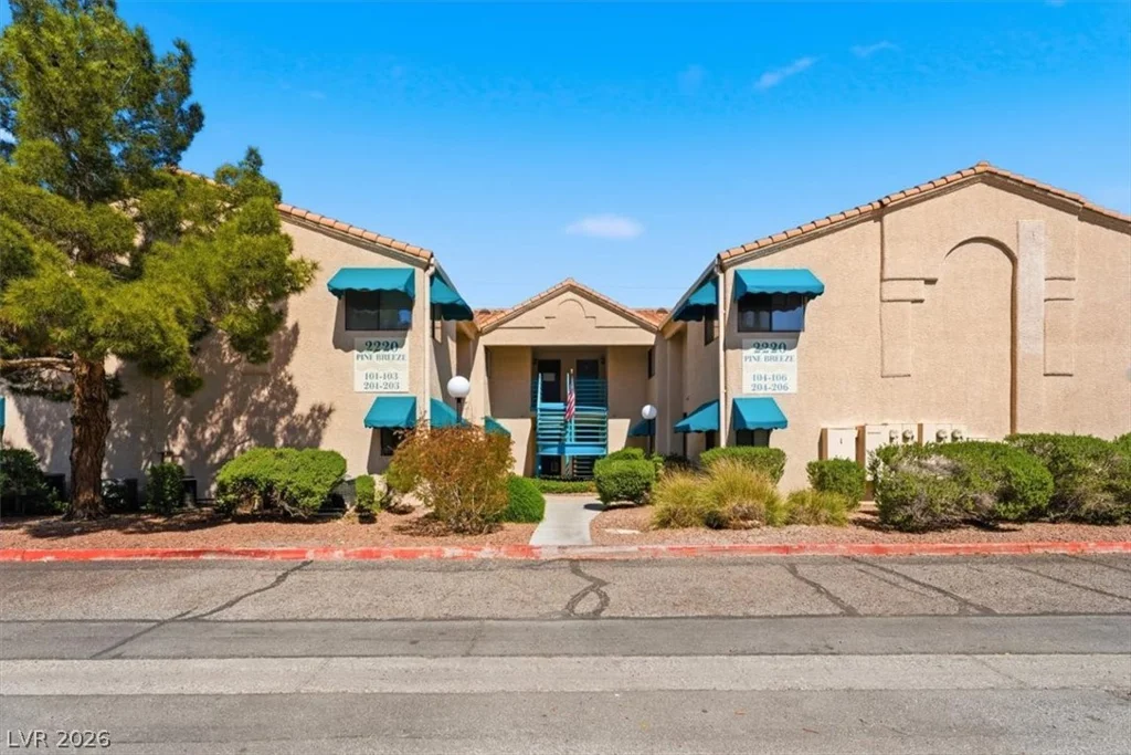 2220 Pine Breeze, Las Vegas, NV 89119