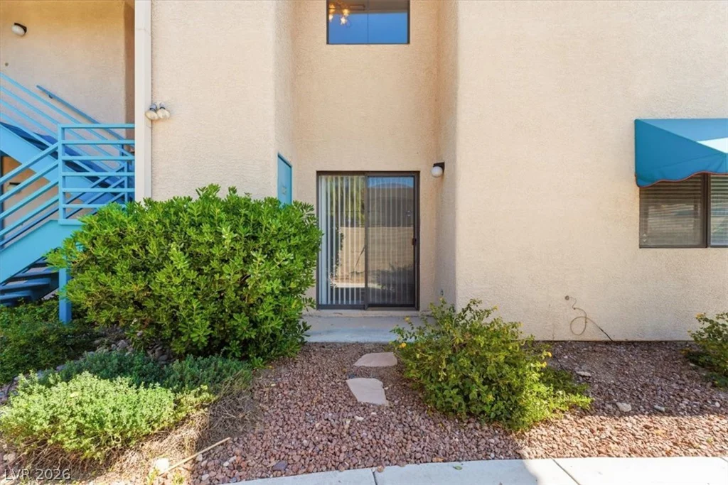 2220 Pine Breeze, Las Vegas, NV 89119