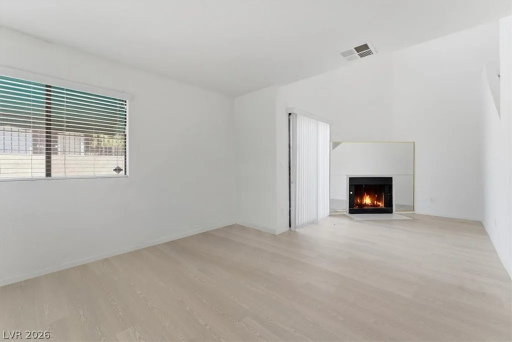 2220 Pine Breeze, Las Vegas, NV 89119