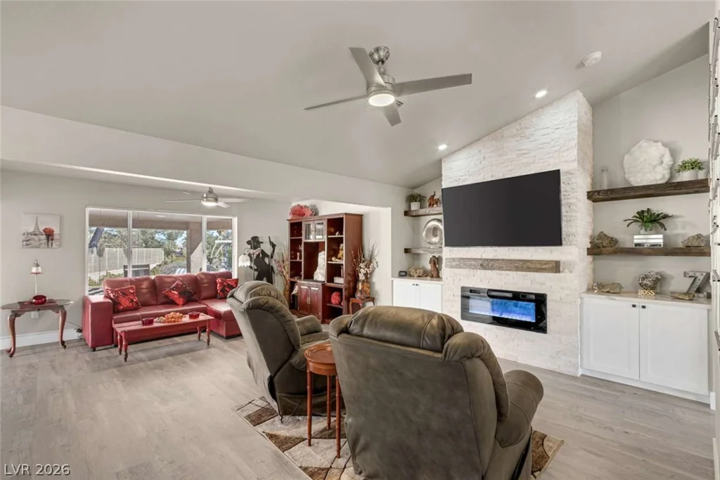8740 Smokey, Las Vegas, NV 89134