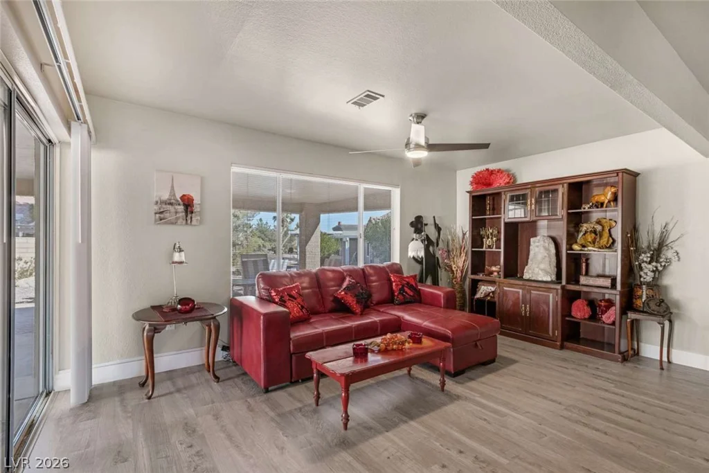 8740 Smokey, Las Vegas, NV 89134