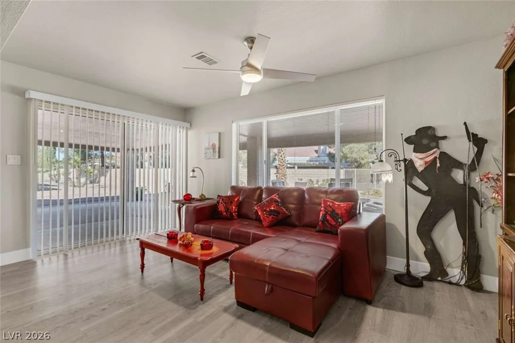 8740 Smokey, Las Vegas, NV 89134