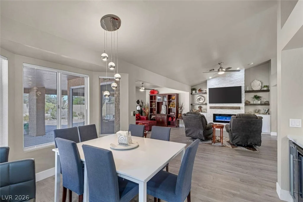 8740 Smokey, Las Vegas, NV 89134
