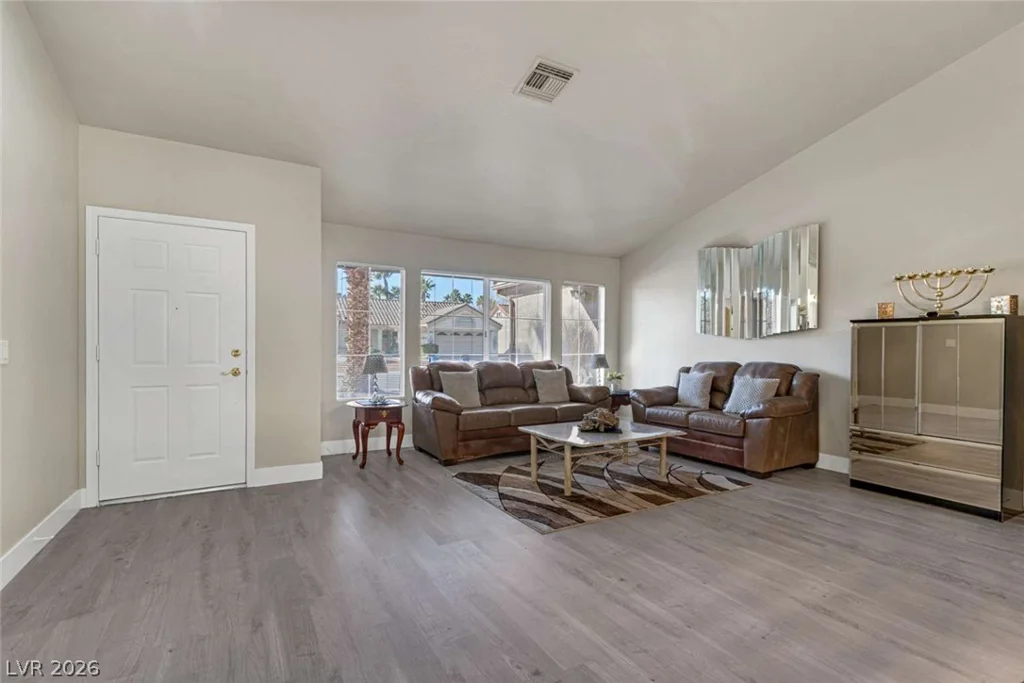 8740 Smokey, Las Vegas, NV 89134
