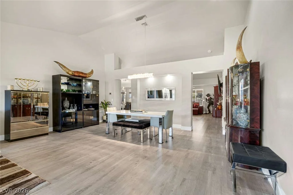 8740 Smokey, Las Vegas, NV 89134
