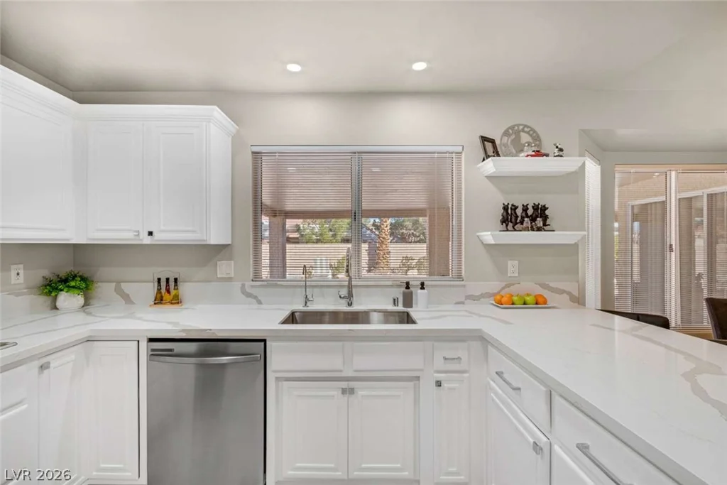 8740 Smokey, Las Vegas, NV 89134