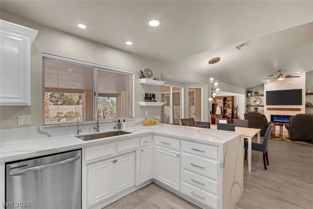 8740 Smokey, Las Vegas, NV 89134