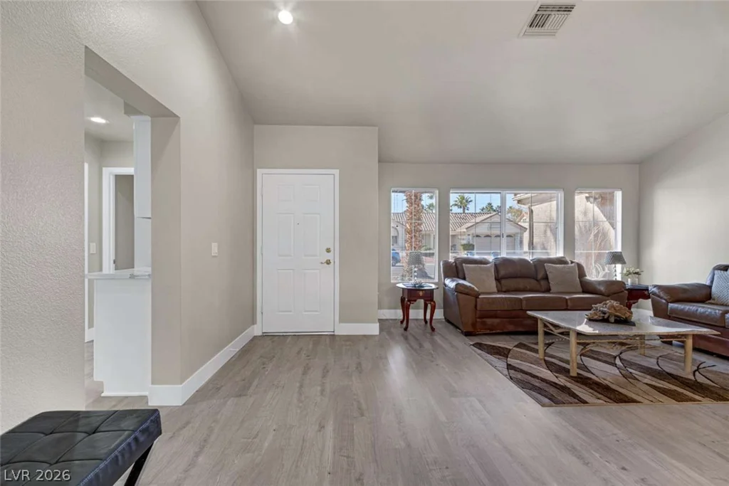 8740 Smokey, Las Vegas, NV 89134