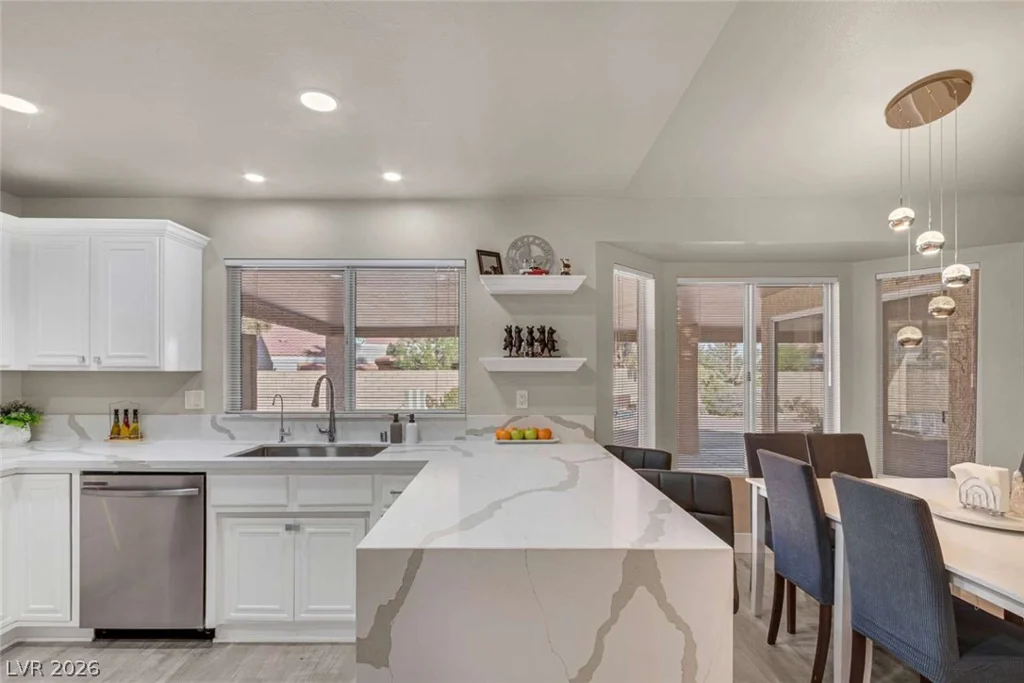 8740 Smokey, Las Vegas, NV 89134
