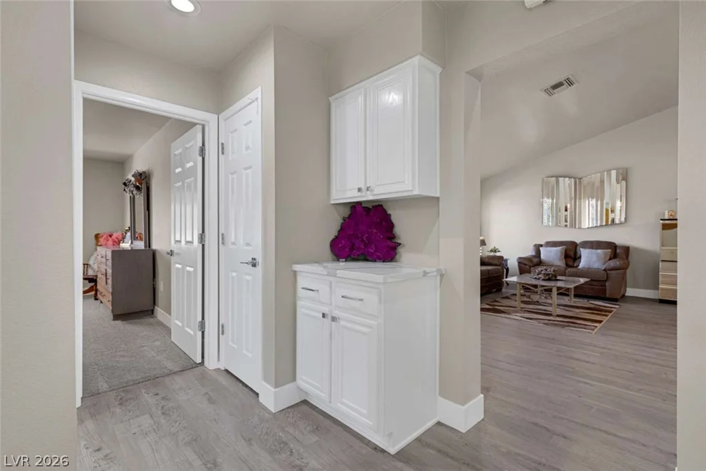 8740 Smokey, Las Vegas, NV 89134