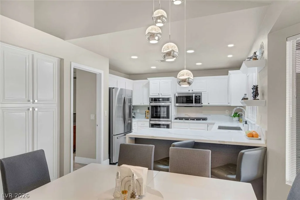 8740 Smokey, Las Vegas, NV 89134