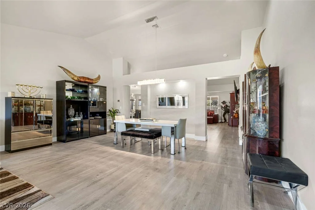 8740 Smokey, Las Vegas, NV 89134