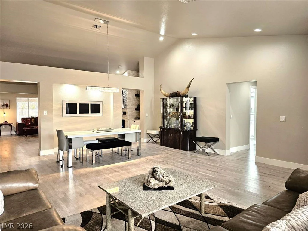 8740 Smokey, Las Vegas, NV 89134