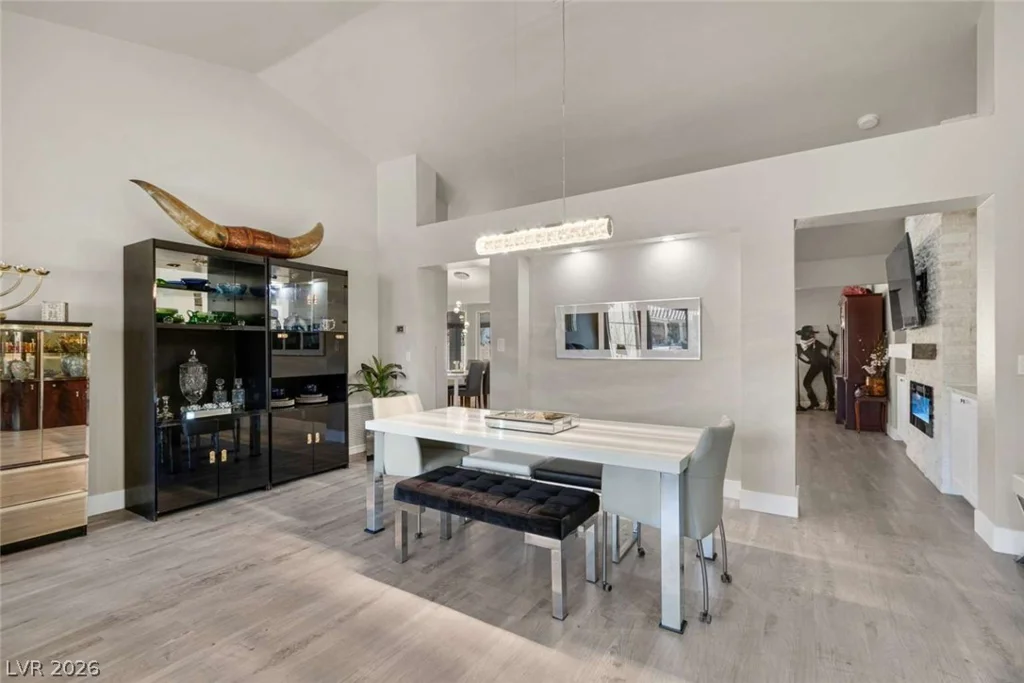 8740 Smokey, Las Vegas, NV 89134
