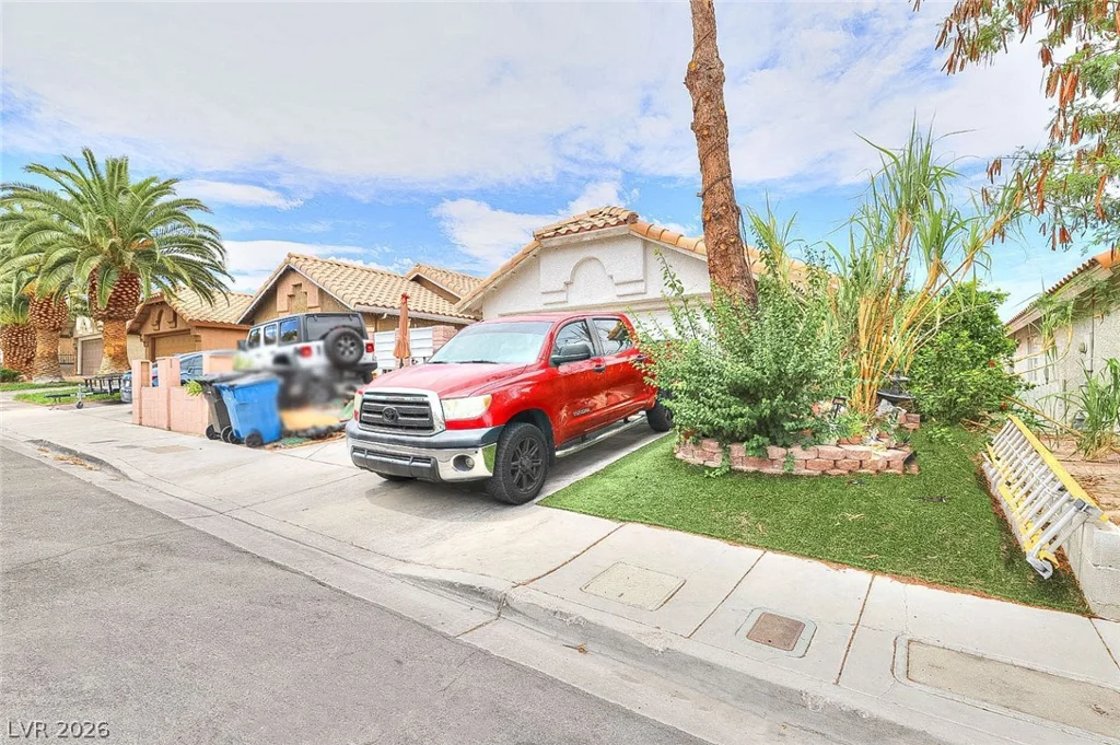 5420 Moonstruck, Las Vegas, NV 89107