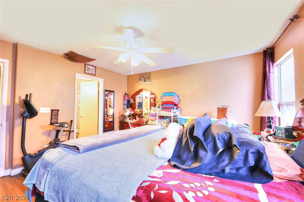 5420 Moonstruck, Las Vegas, NV 89107