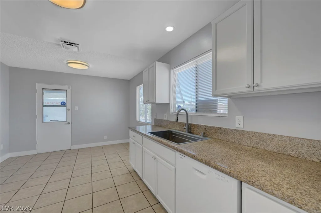 4511 Alpine, Las Vegas, NV 89107