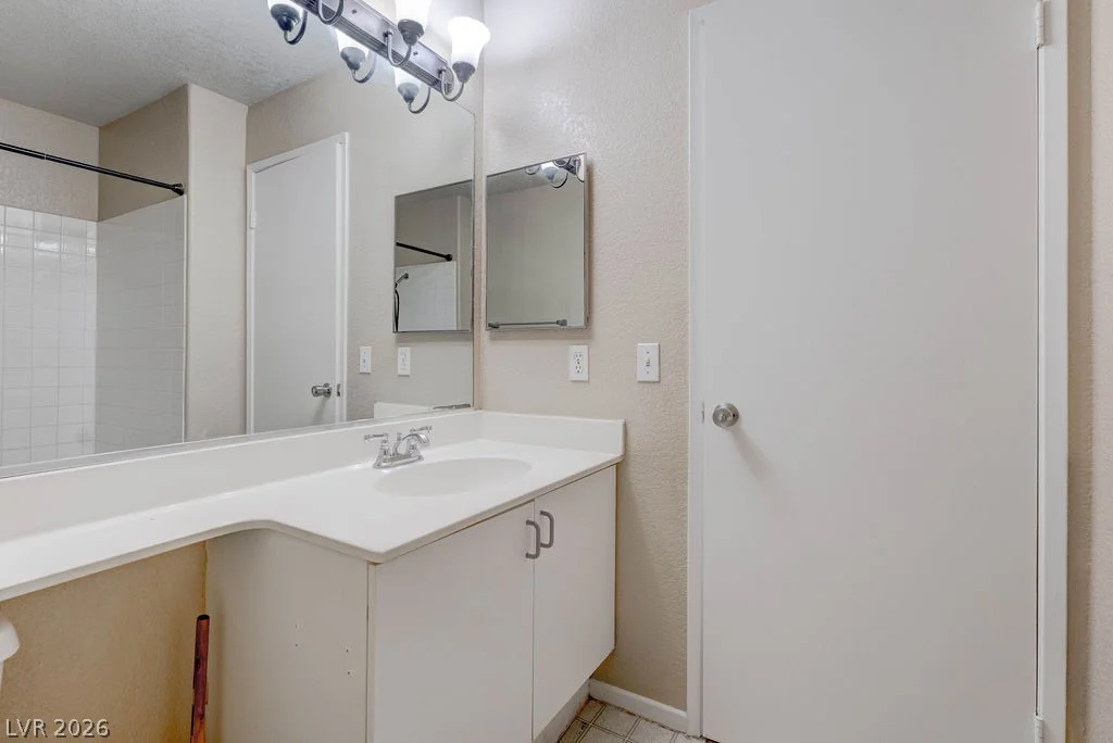 5000 Red Rock, Las Vegas, NV 89118