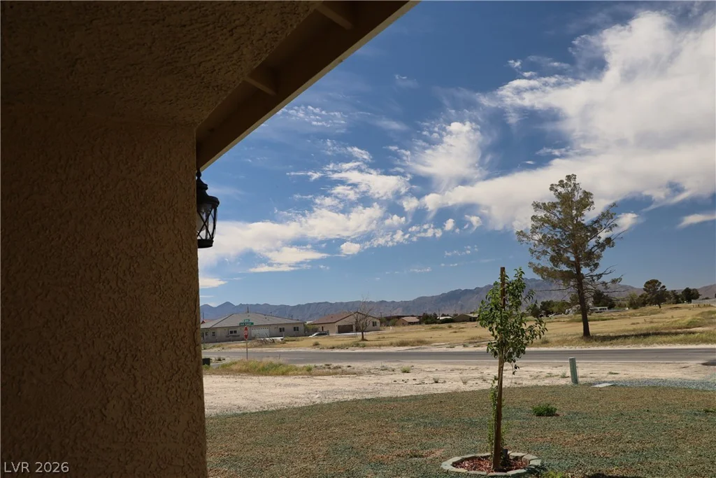 3016 Mount Charleston, Pahrump, NV 89048